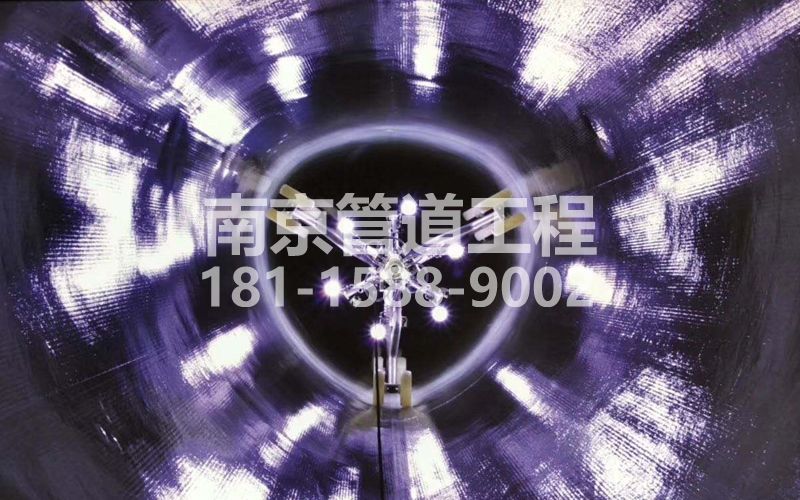 225钟灵街管道修复