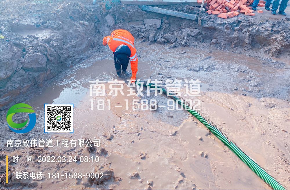 363钟灵街工地泥浆清理